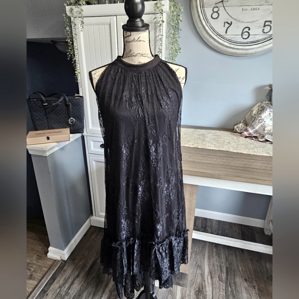 Venus Black lace asymmetrical dress XL